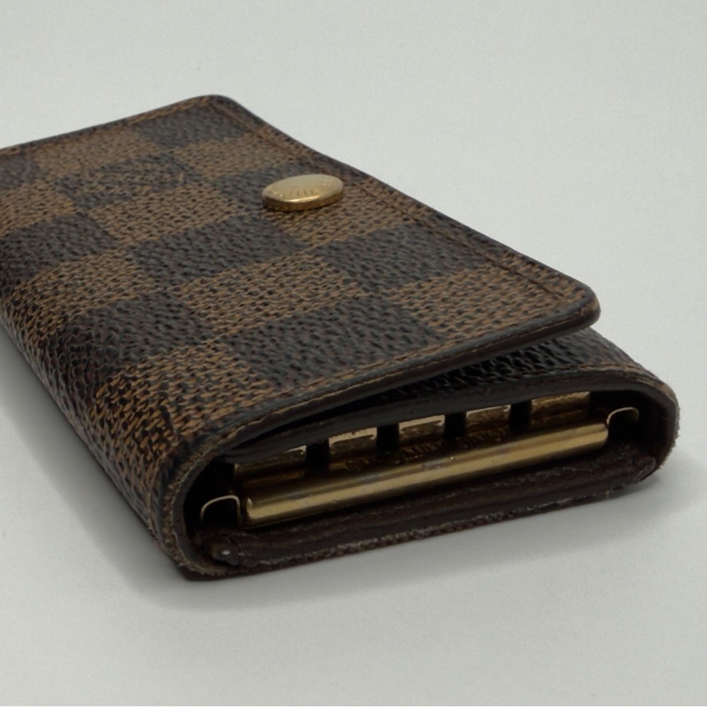 Vintage Louis Vuitton Damier Brown Ebene 4 Key Holder/Wallet, Unisex - Picture 3 of 10